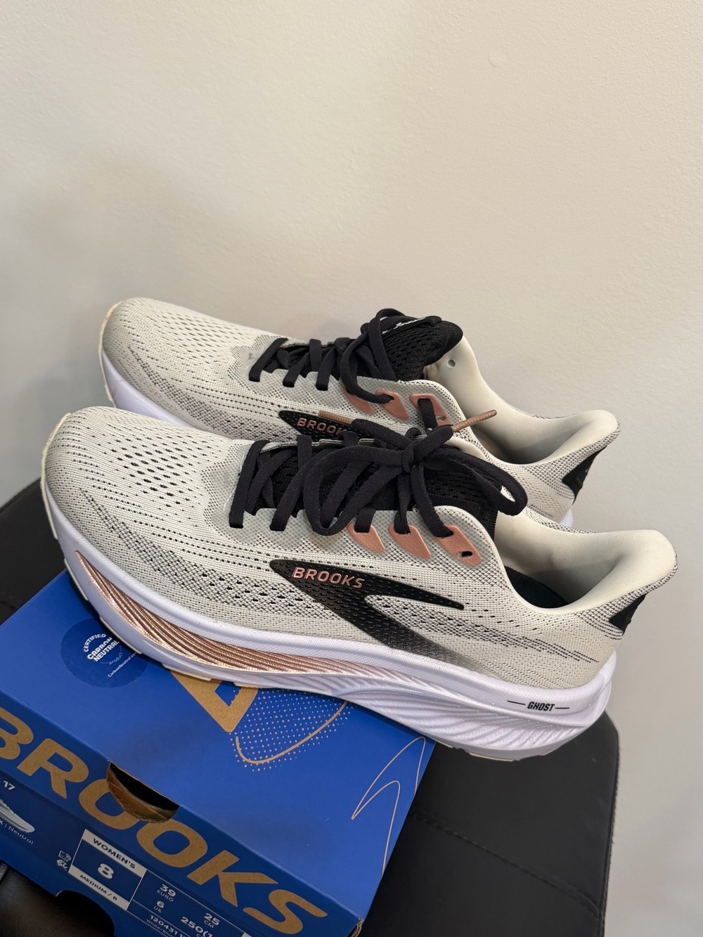 Brooks Women's Ghost 17 Running Shoes - Picture 3 of 4